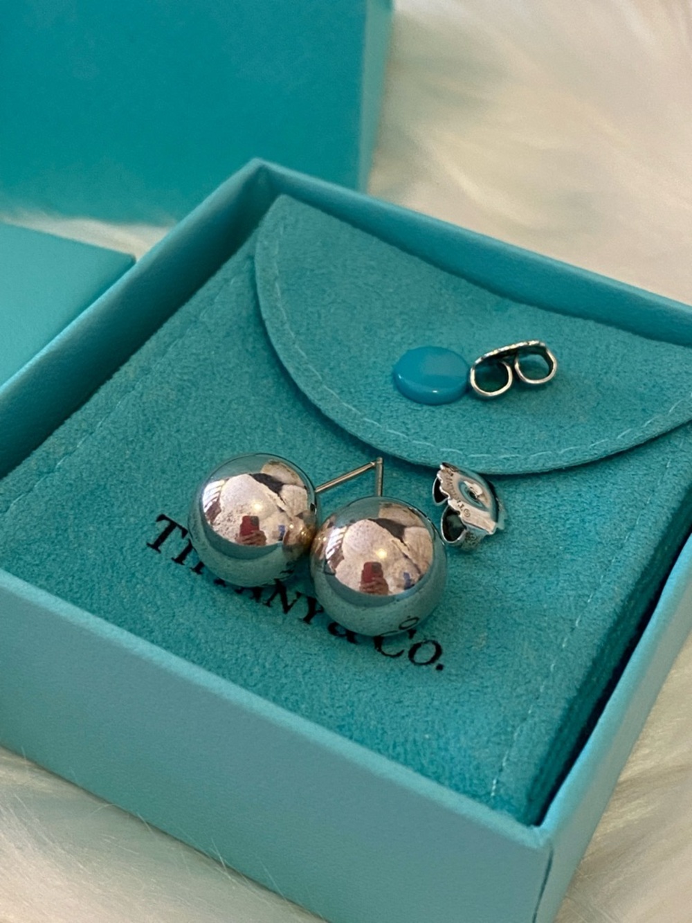 -RARE/HARD TO FIND - Tiffany & Co 14mm XL Hardware balls earrings (RETIRED) - Picture 5 of 13